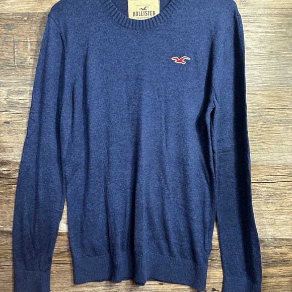 Hollister Blue Crewneck Sweater with Ribbed Details - Picture 1 of 6